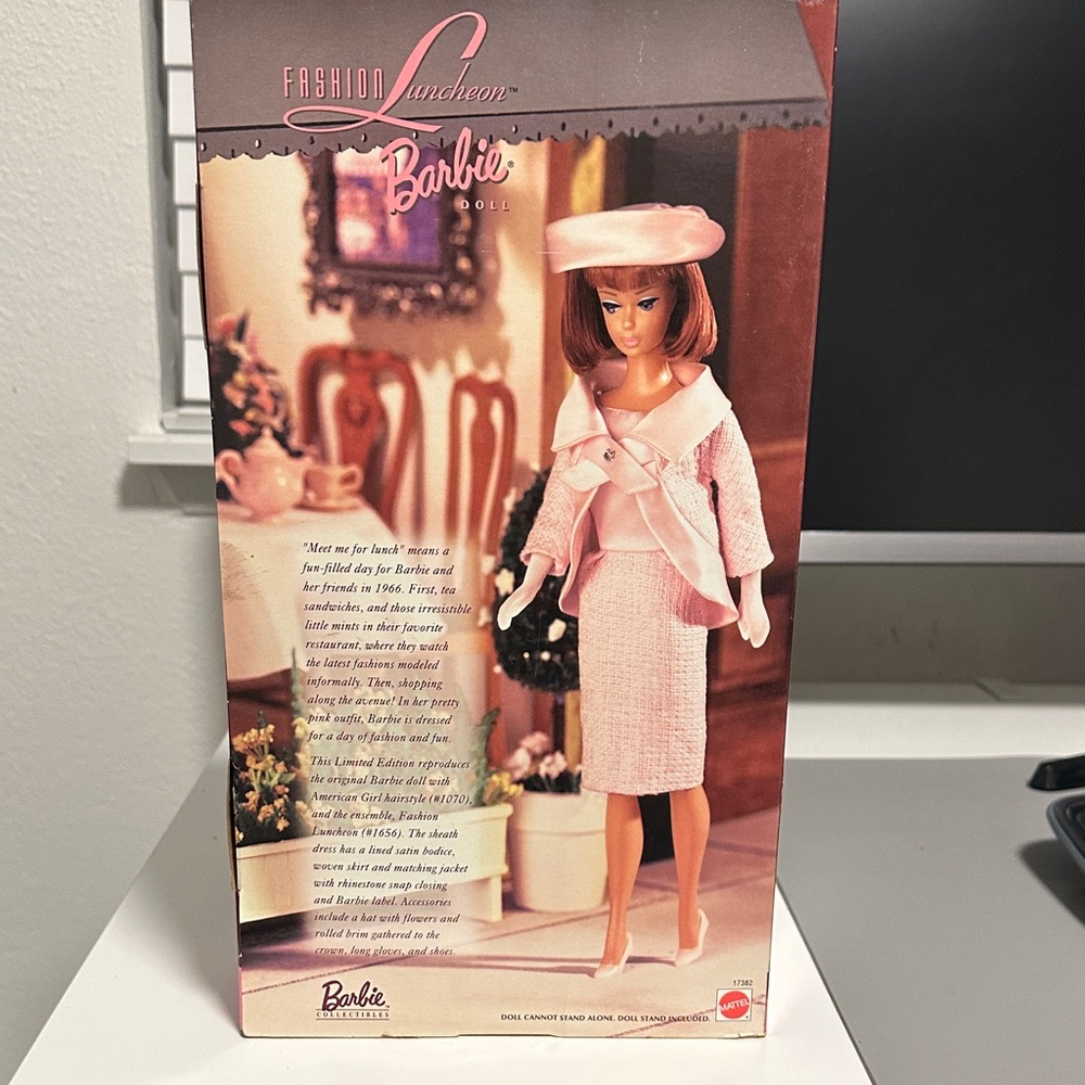 1996 Fashion Luncheon Barbie Limited Edition in Elegant Pink Ensemble Mattel NIB - Picture 2 of 3